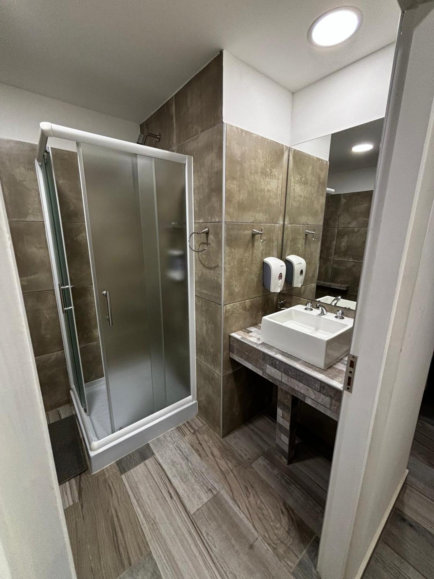 אל קלפטה Viajero Calafate Hostel חדר תמונה