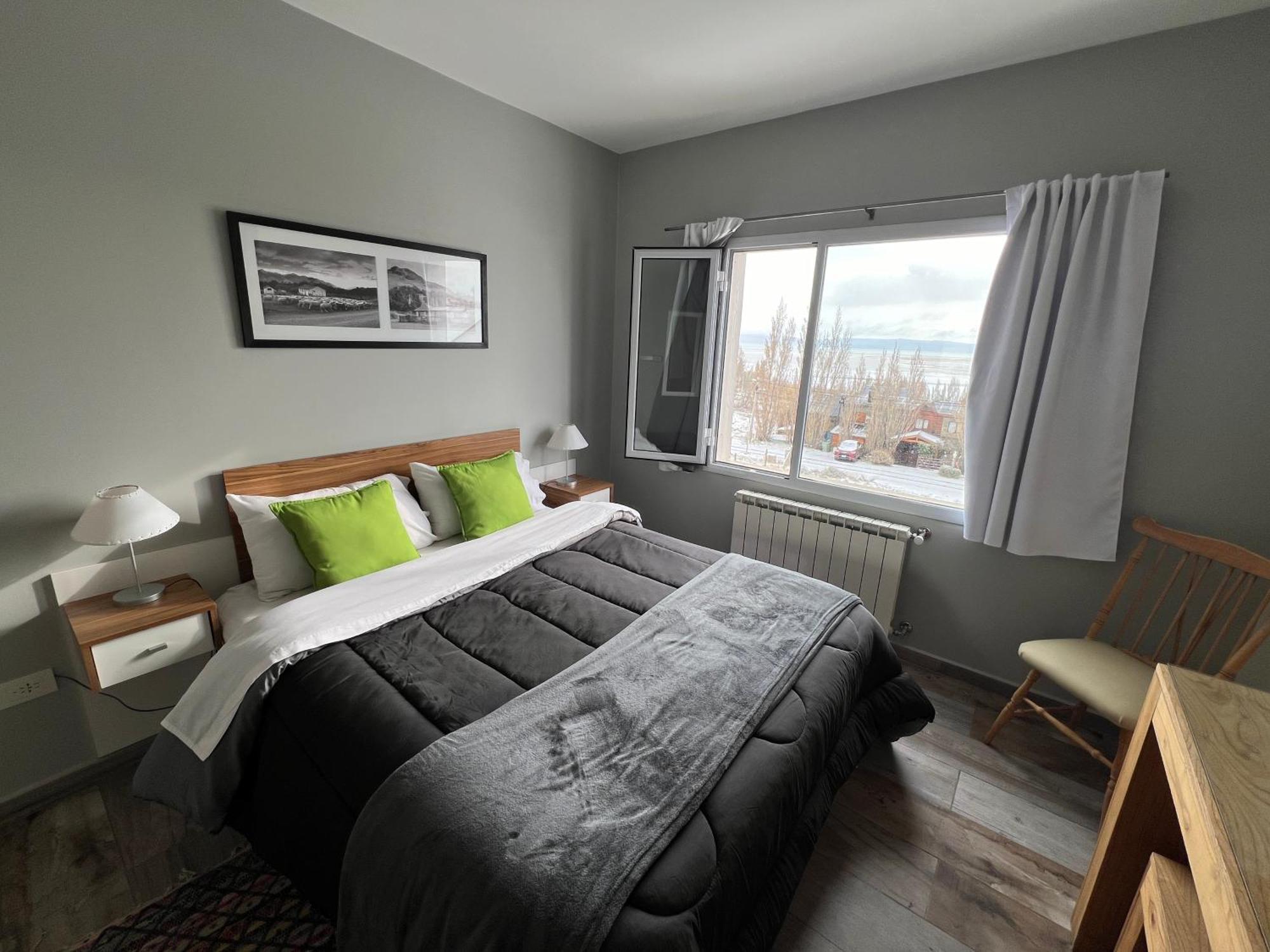 אל קלפטה Viajero Calafate Hostel חדר תמונה