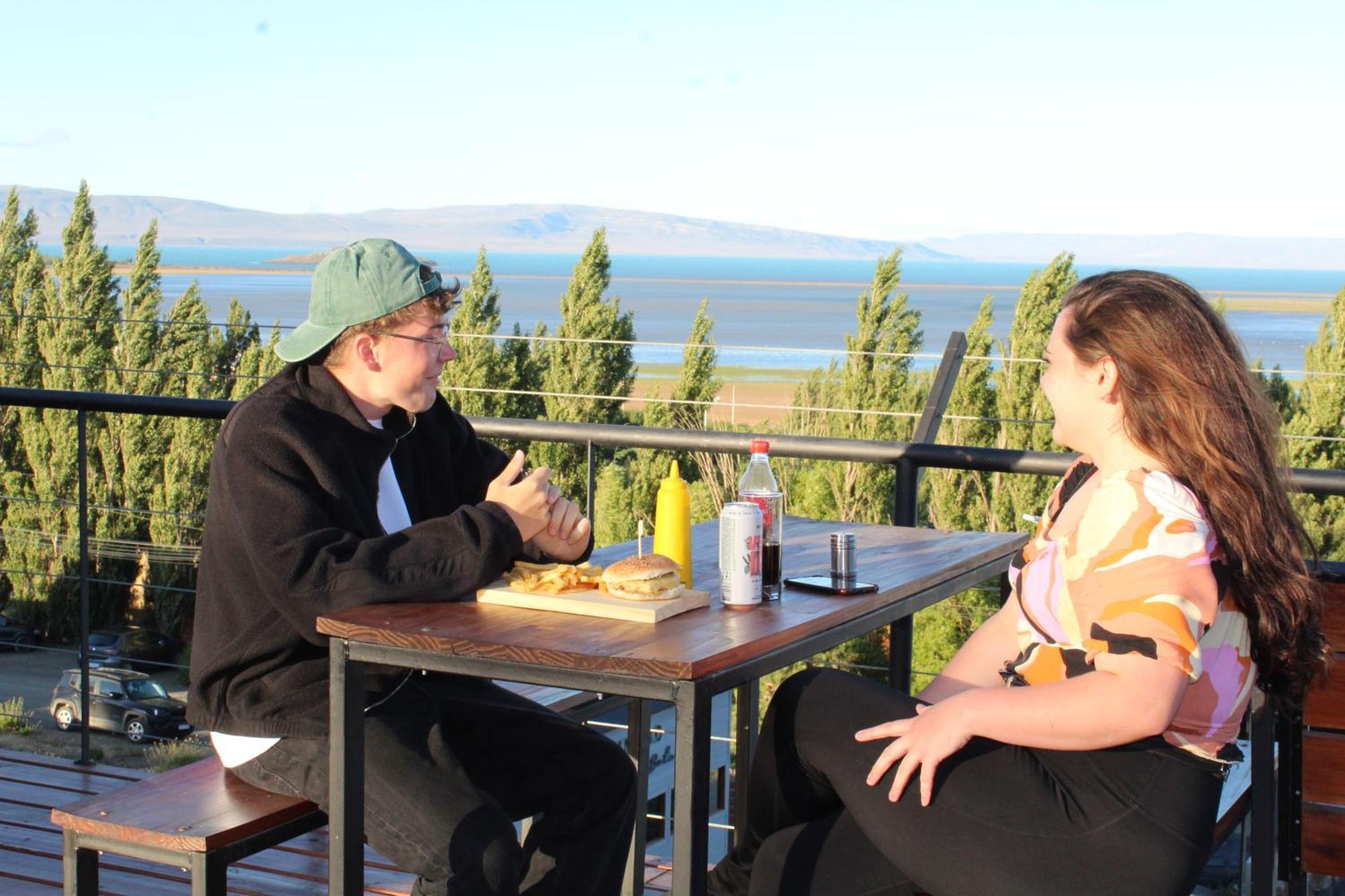 אל קלפטה Viajero Calafate Hostel מראה חיצוני תמונה